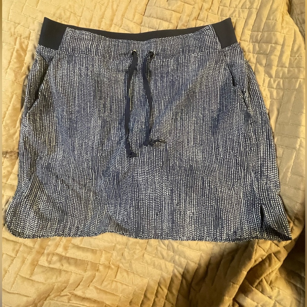 ATHLETA Women's Lightweight Stretch In Skirt Skort Blue athleisure tenniscore